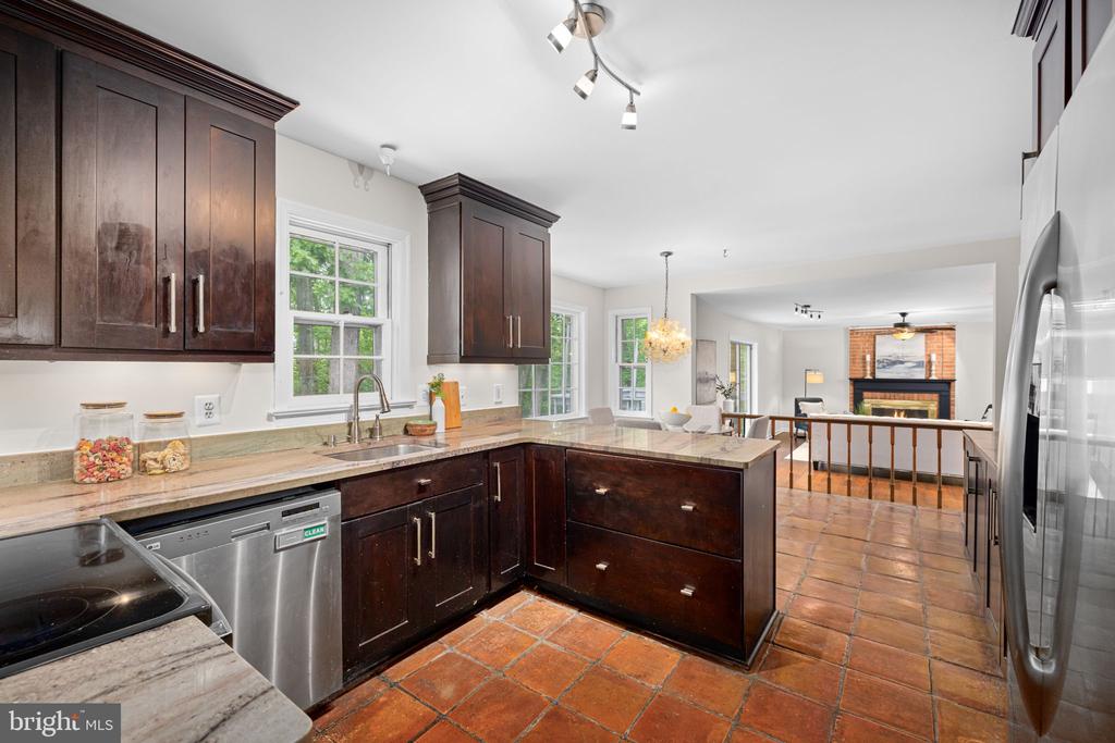 1517 SNUGHILL COURT