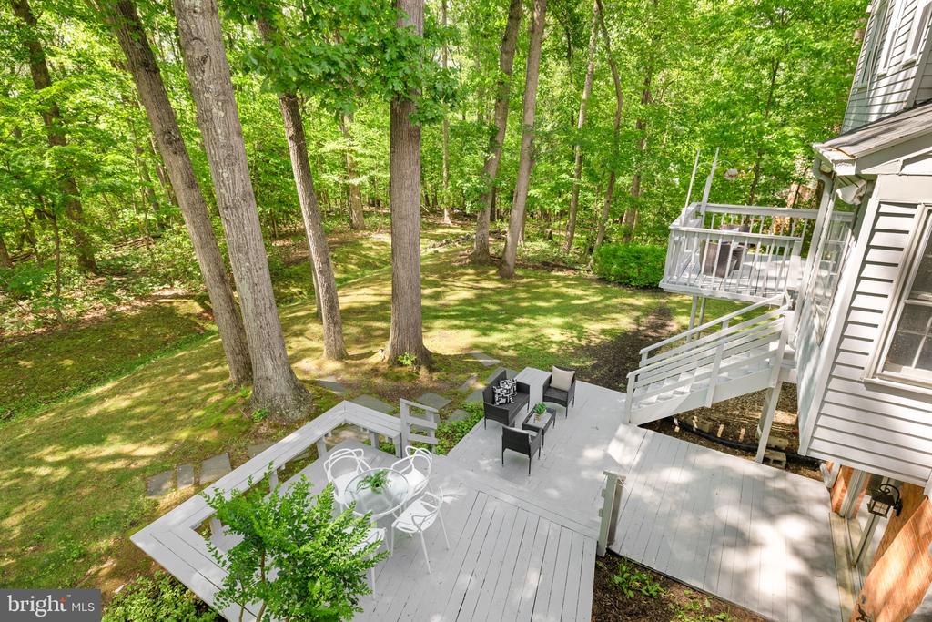 1517 SNUGHILL COURT