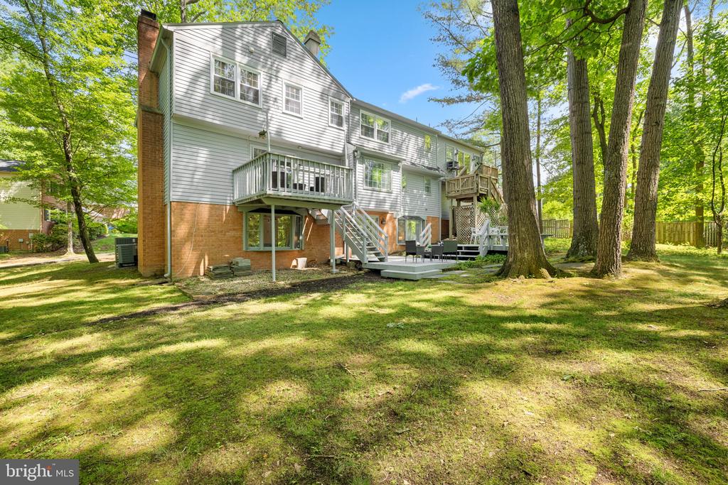 1517 SNUGHILL COURT