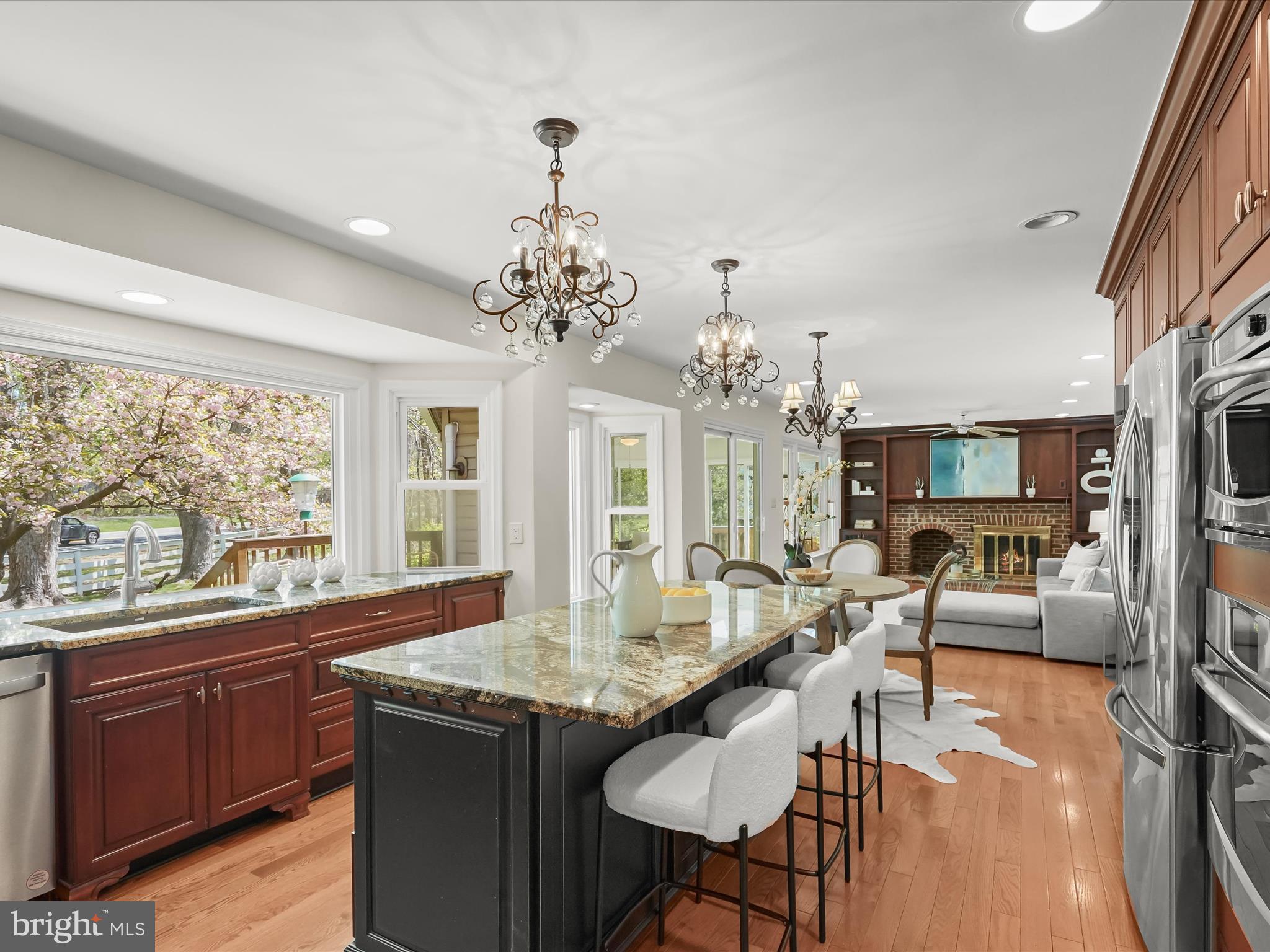 3281 LANEVIEW PLACE