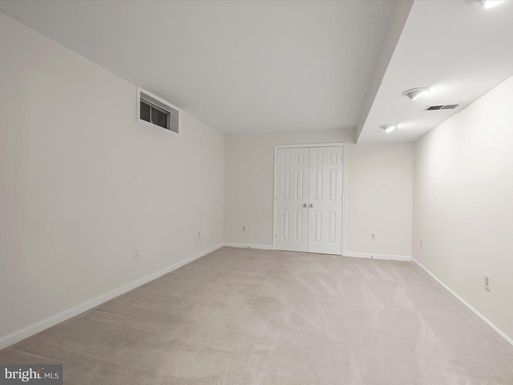 3281 LANEVIEW PLACE