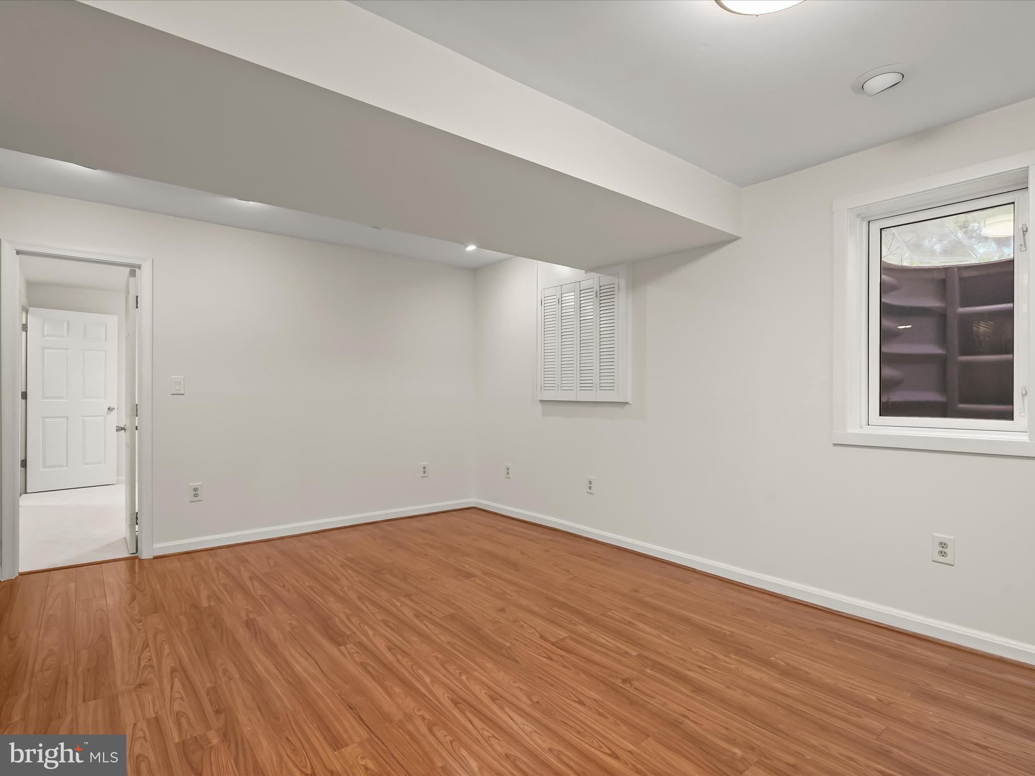 3281 LANEVIEW PLACE
