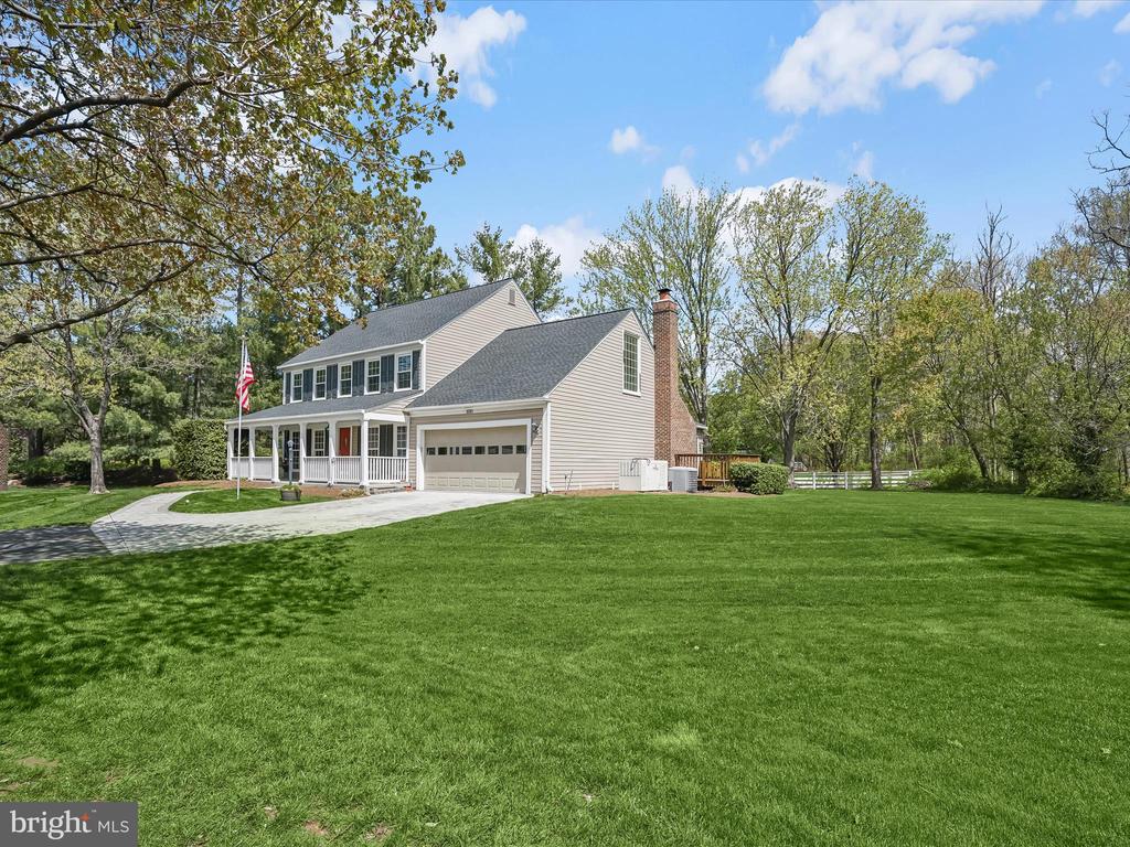 3281 LANEVIEW PLACE