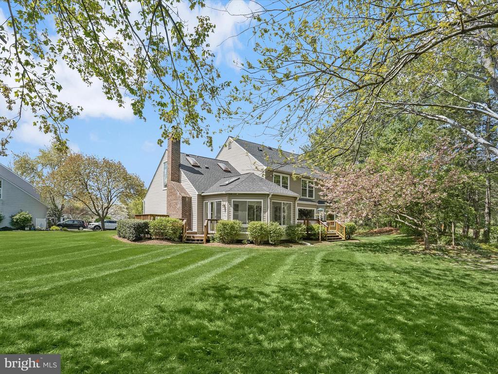 3281 LANEVIEW PLACE