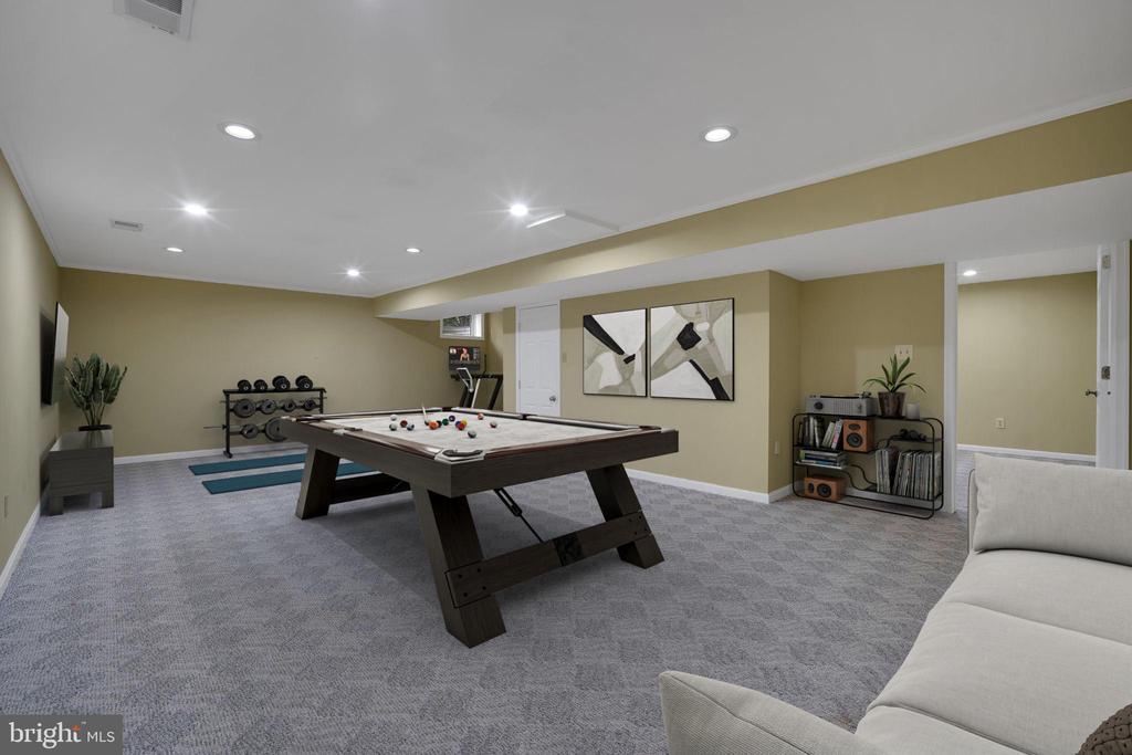 2407 MARE LANE
