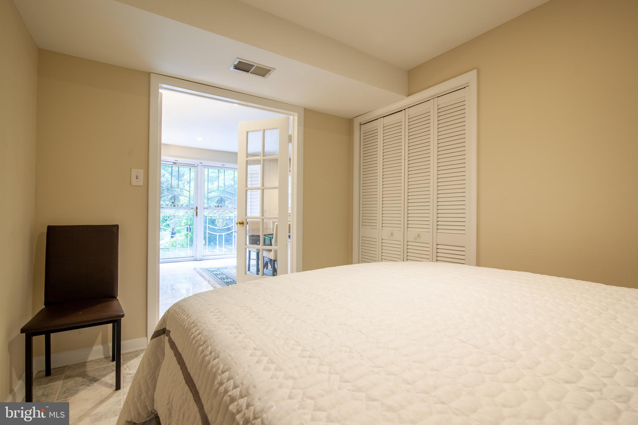 6034 CHESTERBROOK RD ROAD B