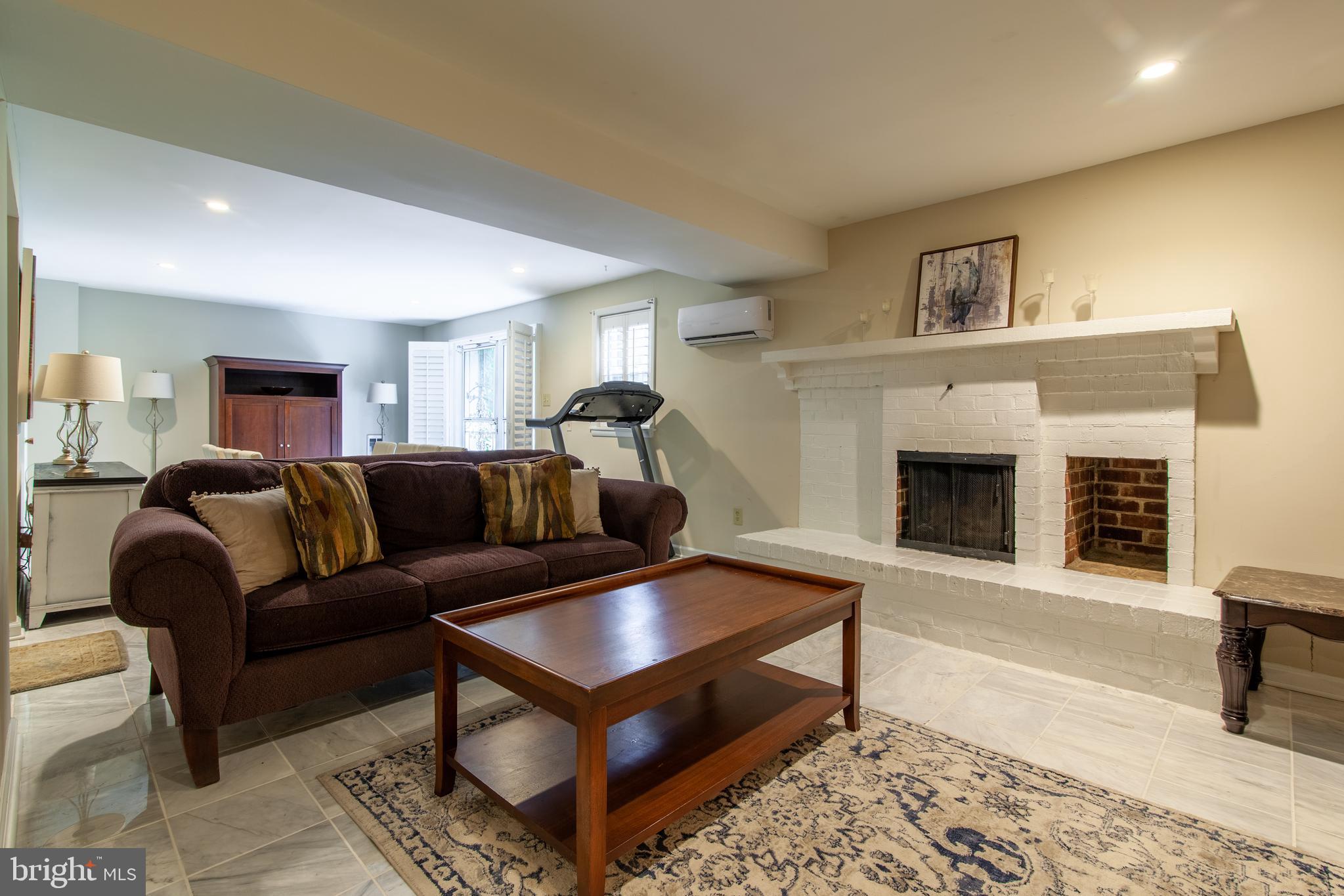 6034 CHESTERBROOK RD ROAD B