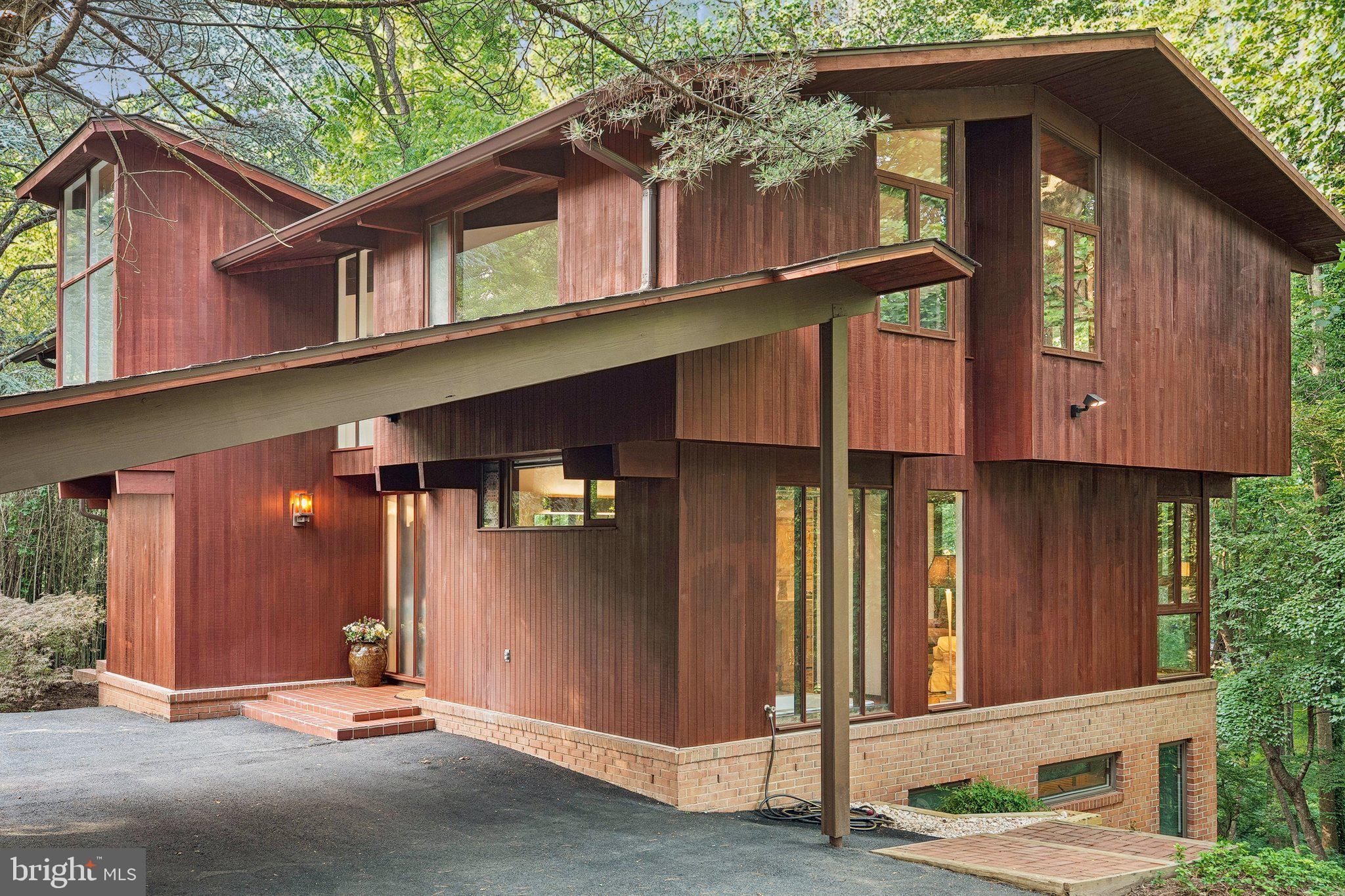 1330 POTOMAC SCHOOL ROAD