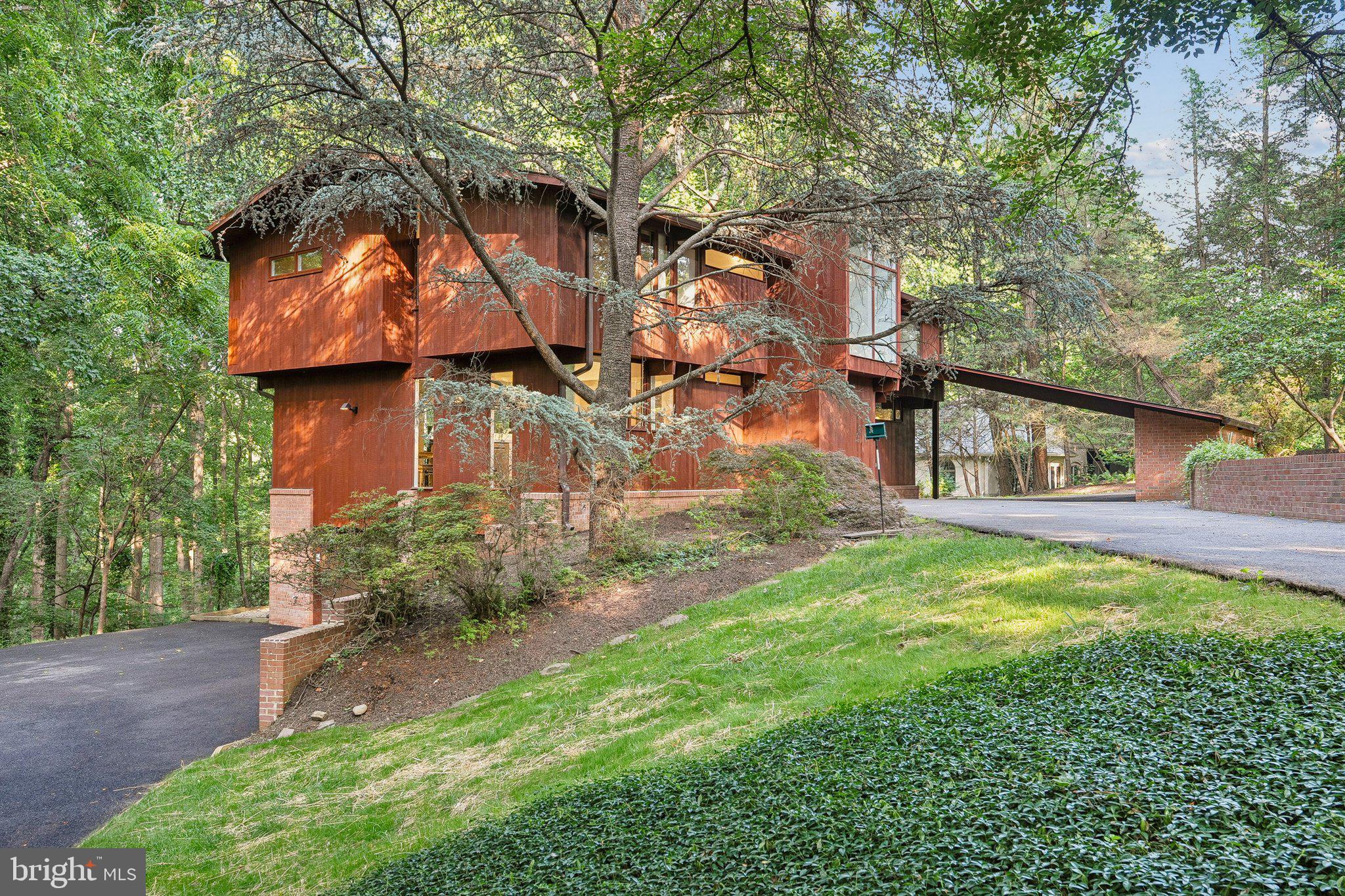 1330 POTOMAC SCHOOL ROAD