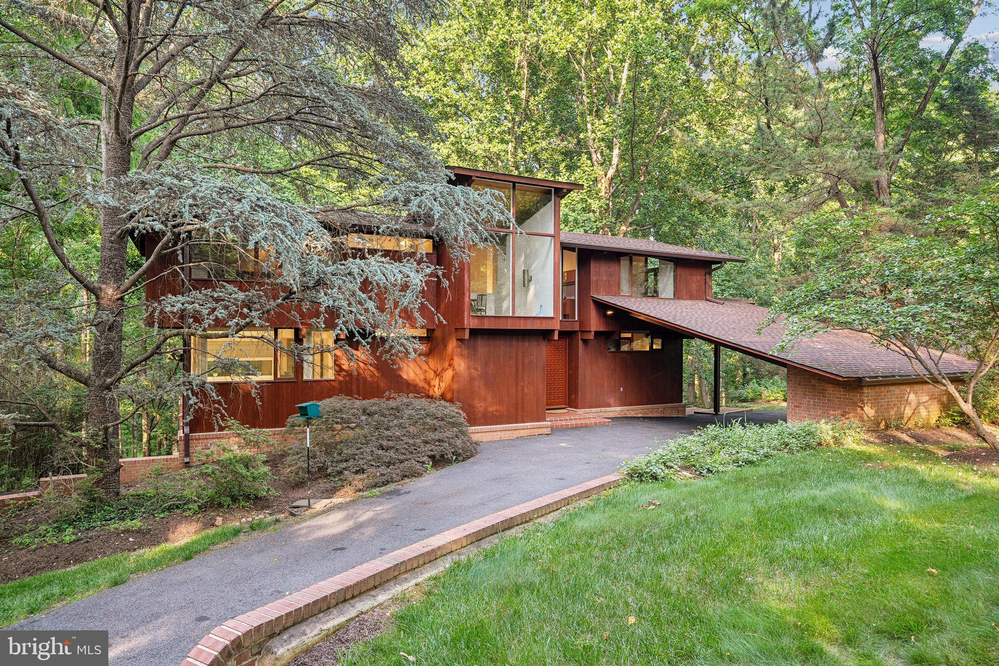 1330 POTOMAC SCHOOL ROAD