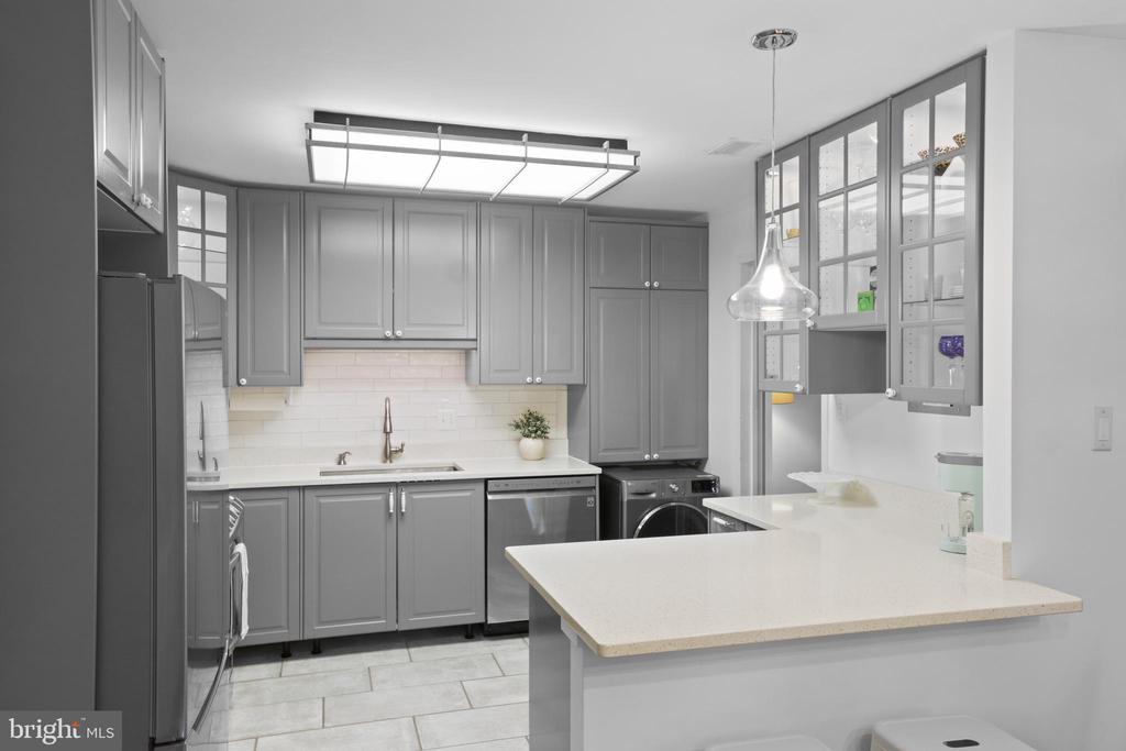 11800 BRETON COURT 32C