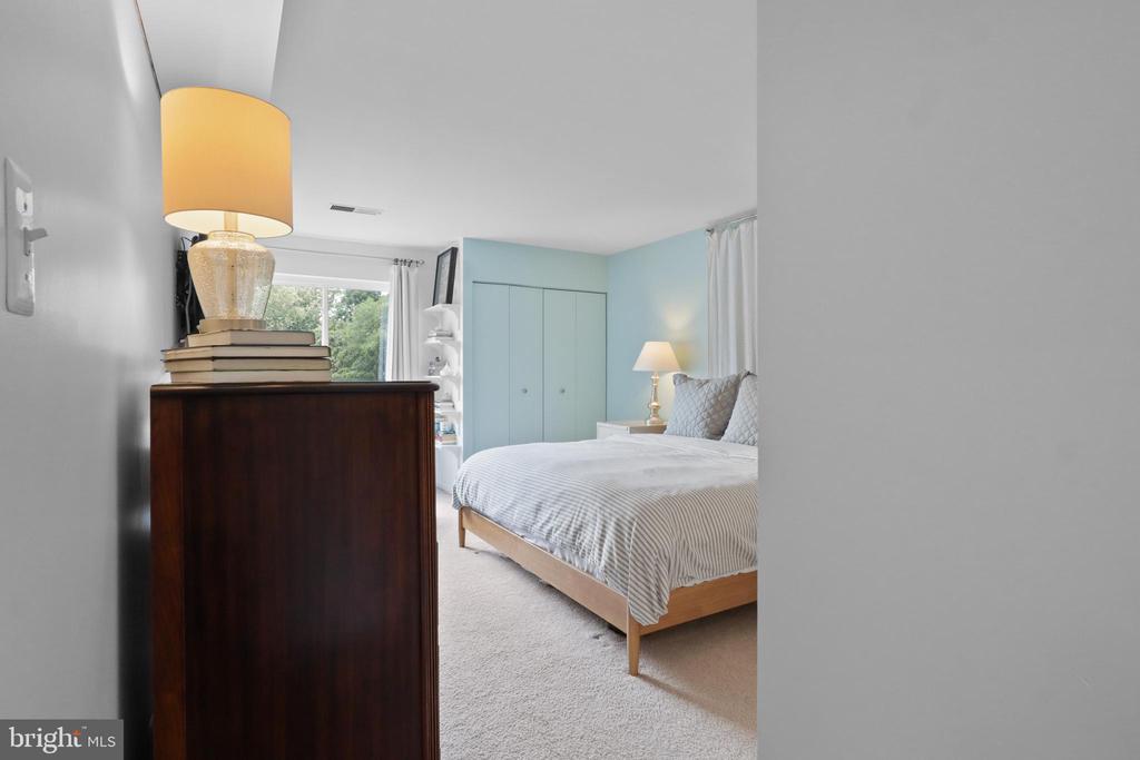 11800 BRETON COURT 32C