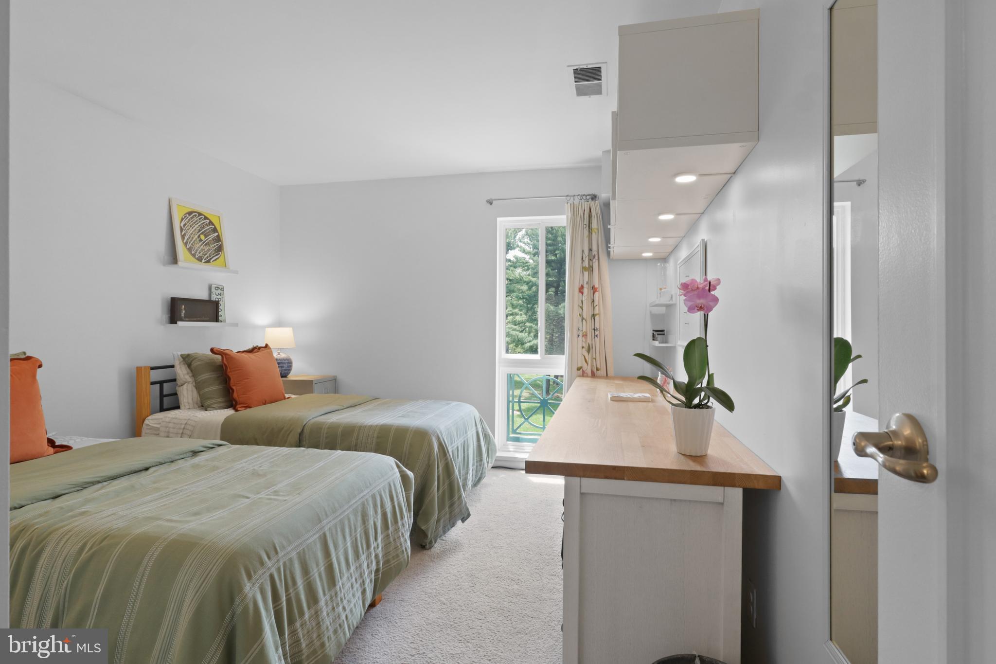 11800 BRETON COURT 32C
