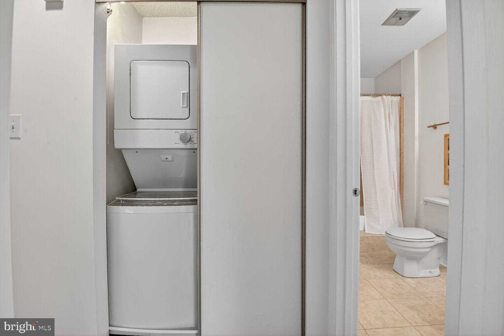 1933 VILLARIDGE DRIVE B 1933B