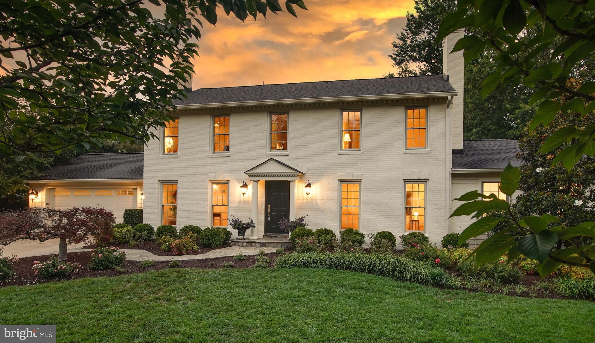 2504 W MEREDITH DRIVE