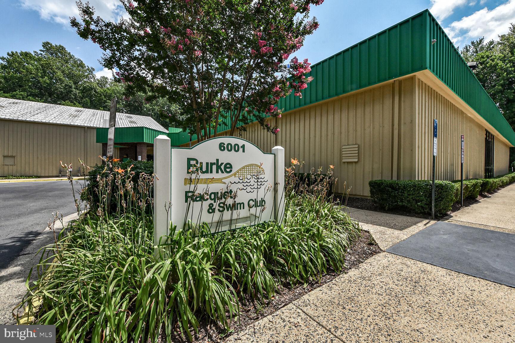 10238 SASSAFRAS WOODS COURT