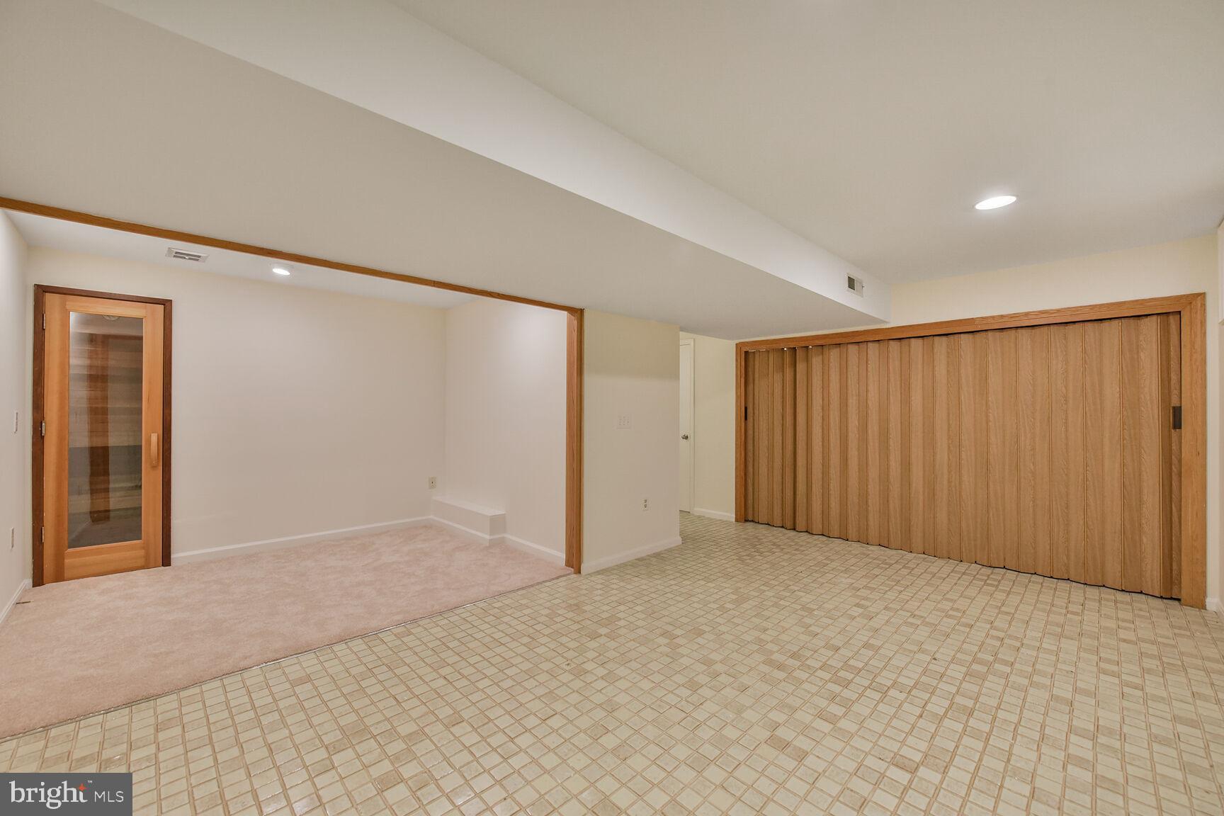 10238 SASSAFRAS WOODS COURT