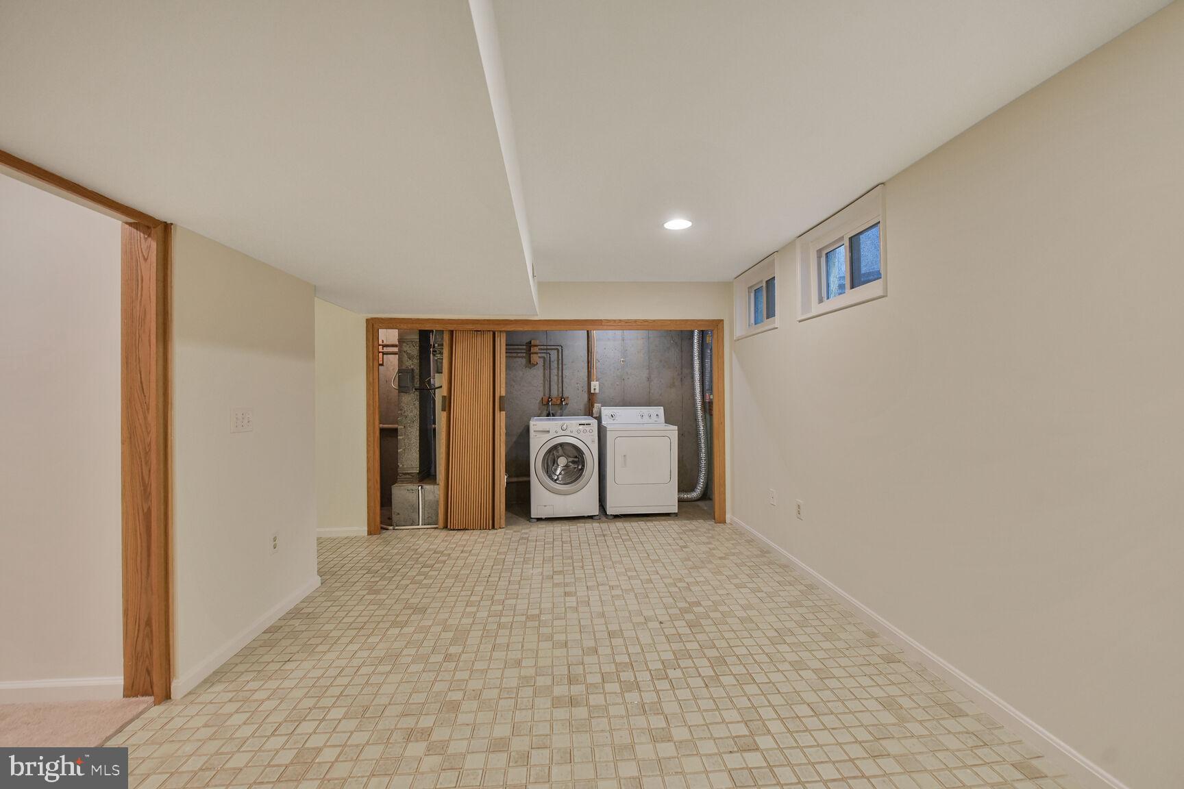 10238 SASSAFRAS WOODS COURT