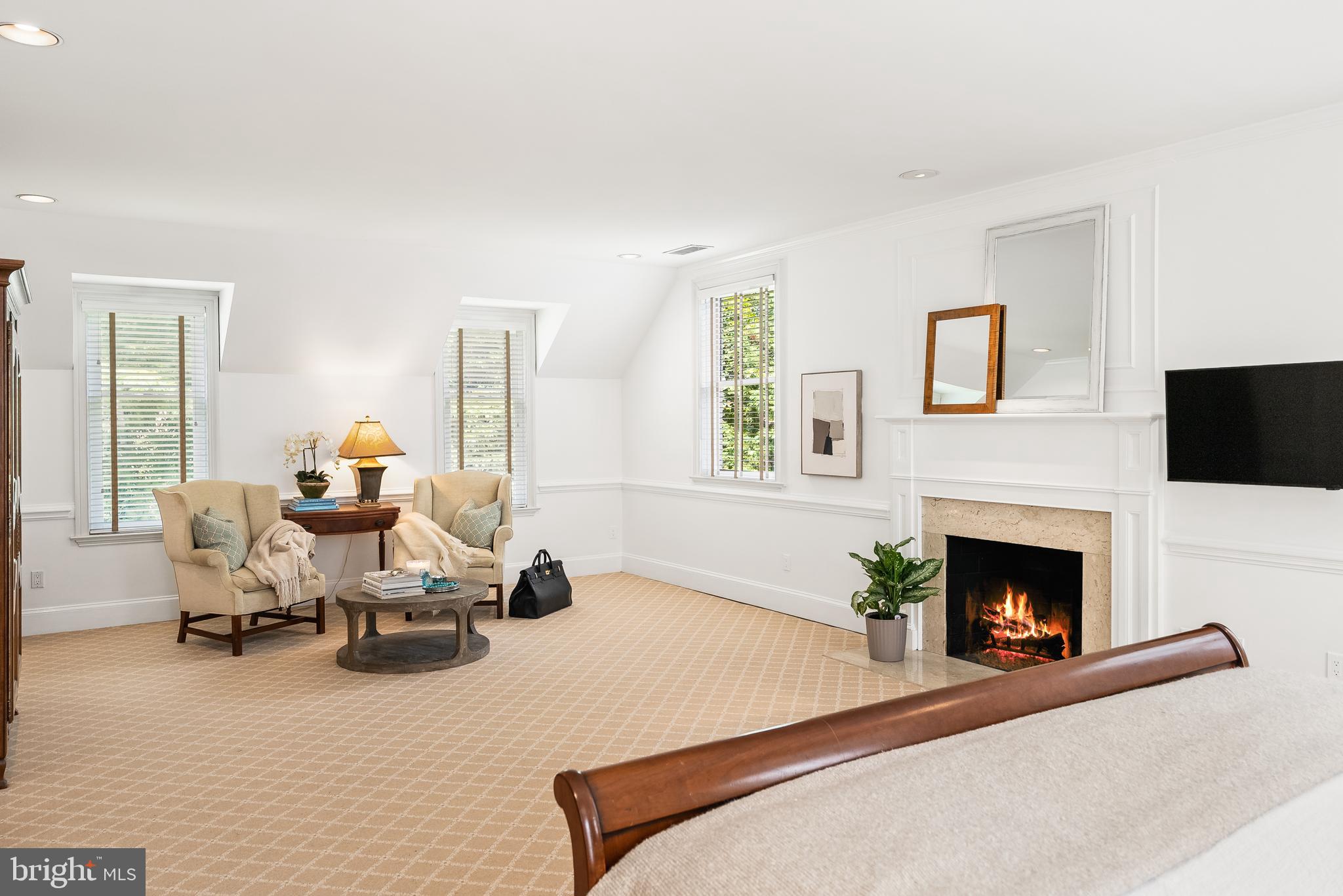 6460 KEDLESTON COURT
