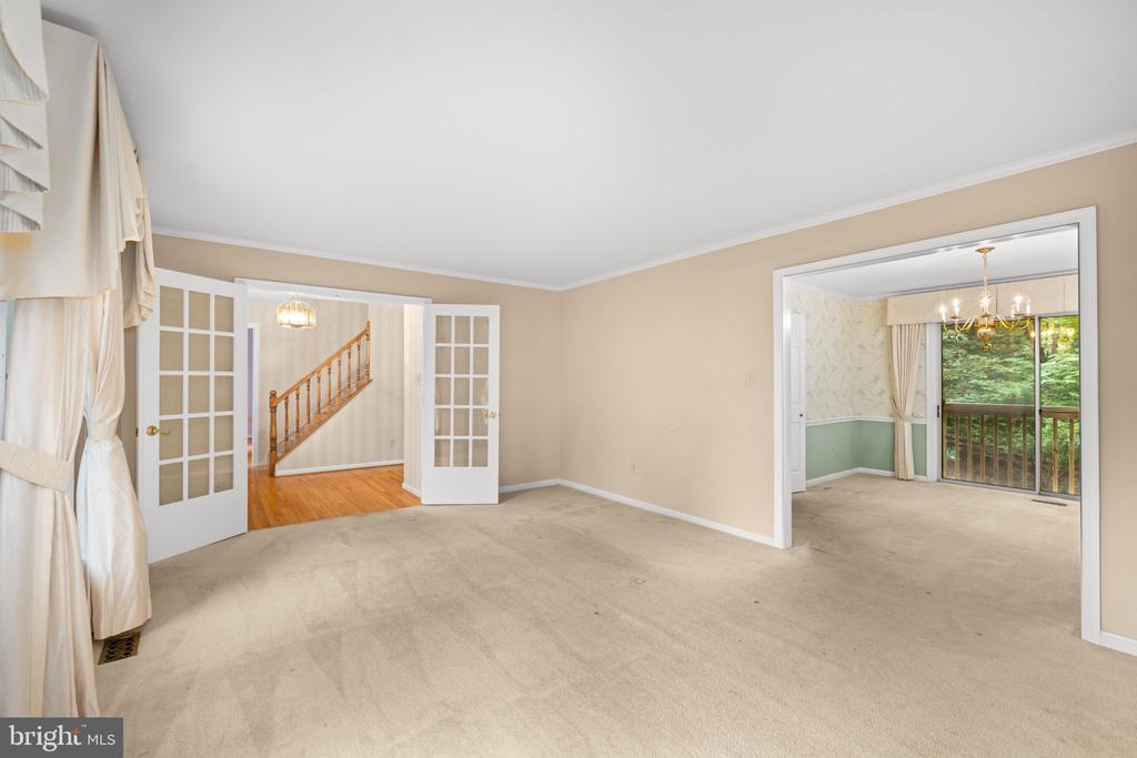 9023 STREAMVIEW LANE