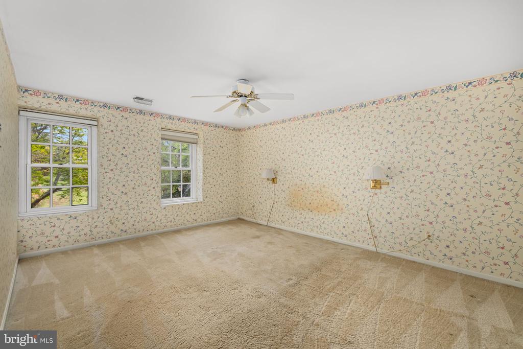 9023 STREAMVIEW LANE