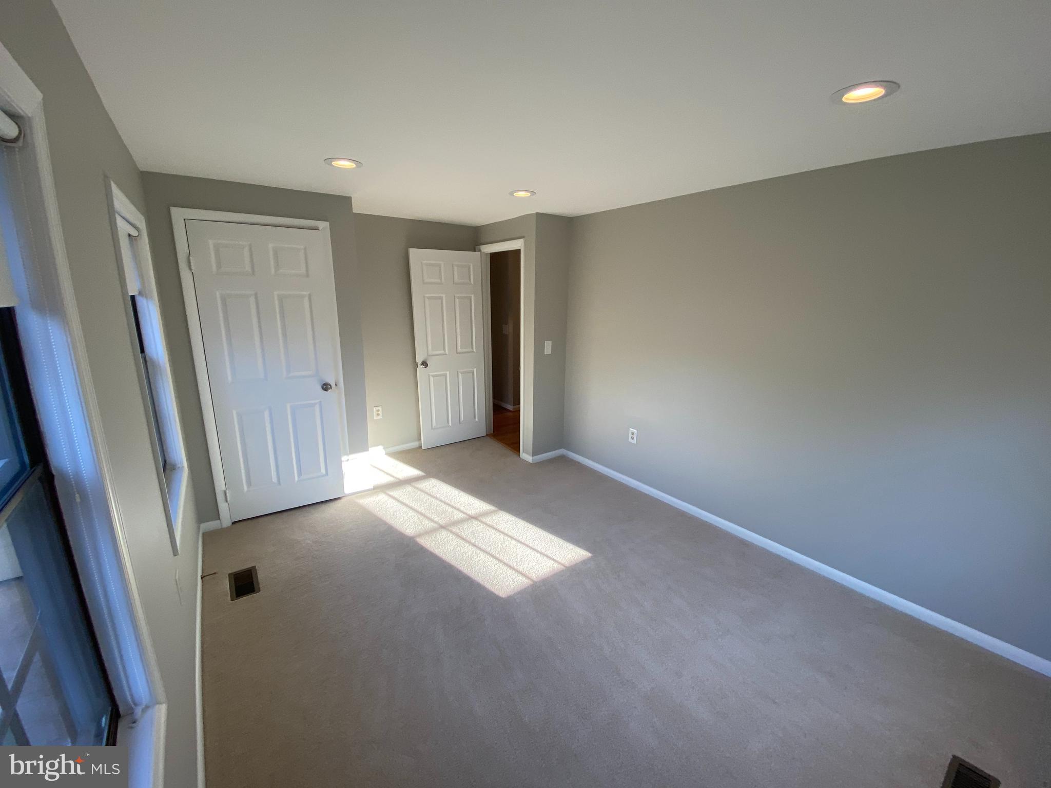 9400 CANDLEBERRY COURT