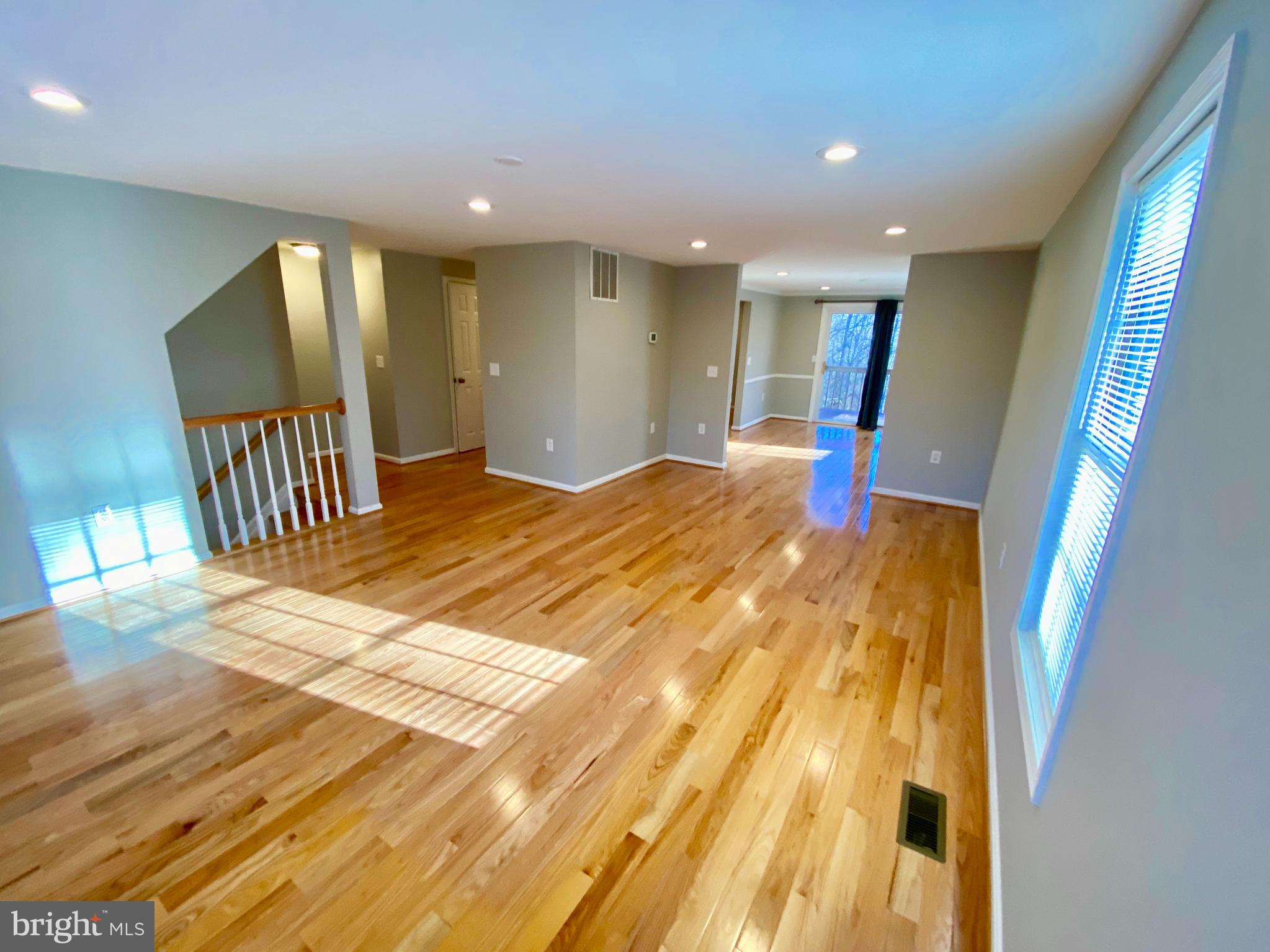 9400 CANDLEBERRY COURT