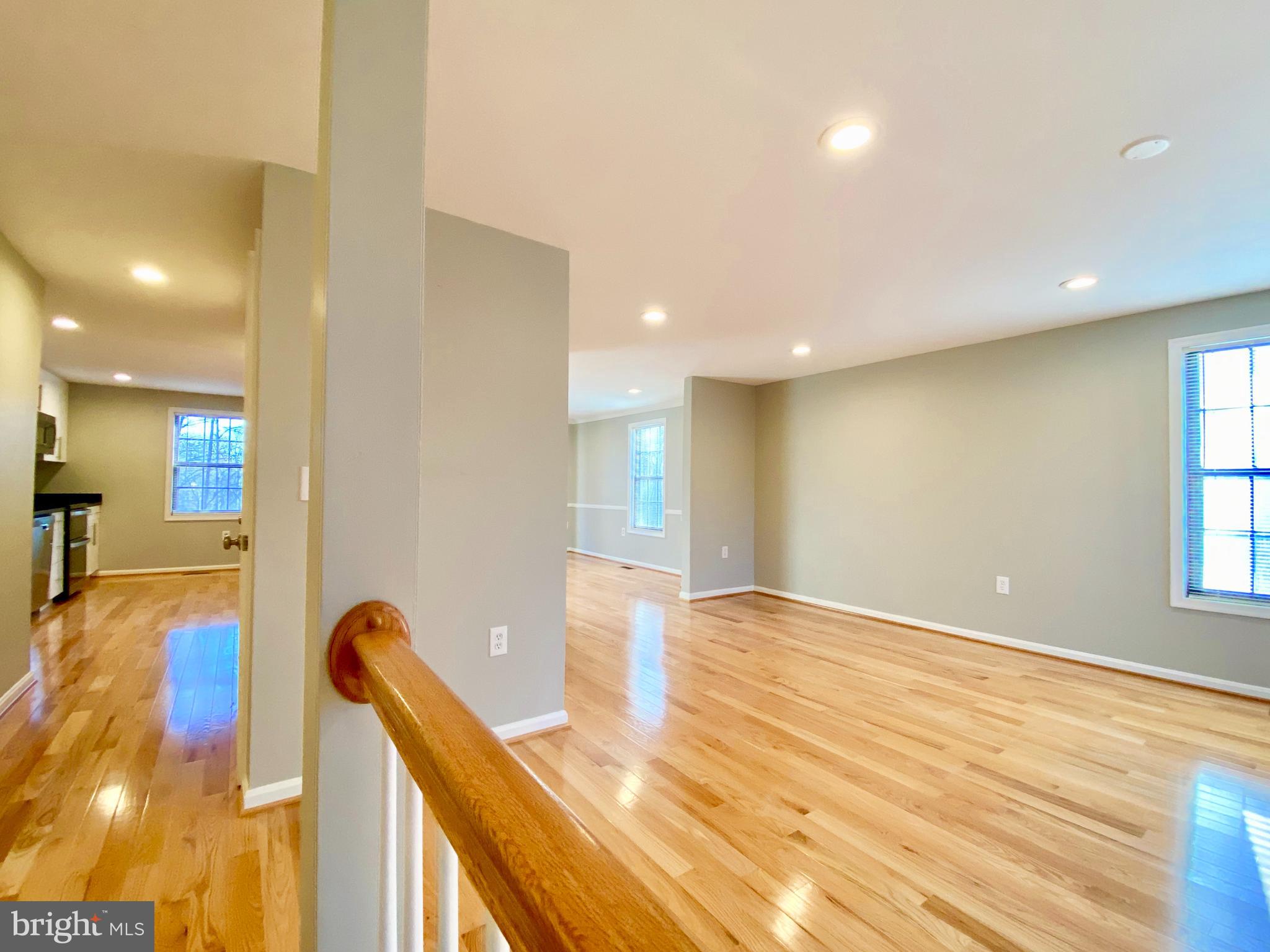 9400 CANDLEBERRY COURT