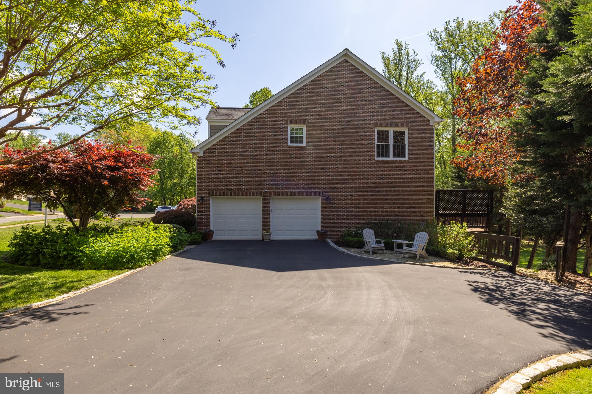 1257 NEW BEDFORD LANE