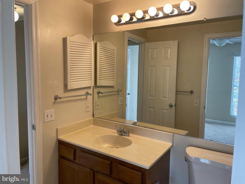 7140 WESTFIELD COURT
