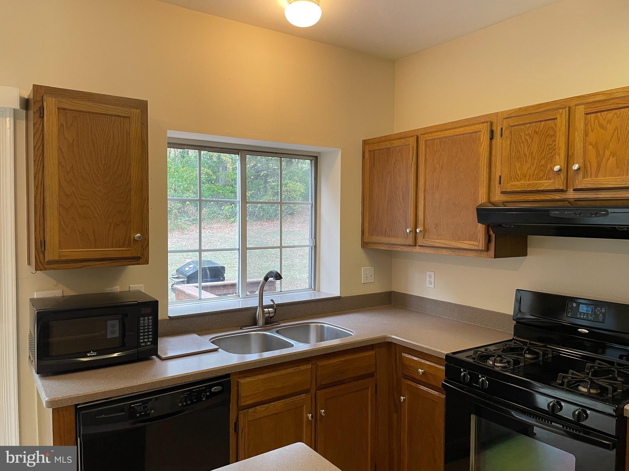 7140 WESTFIELD COURT