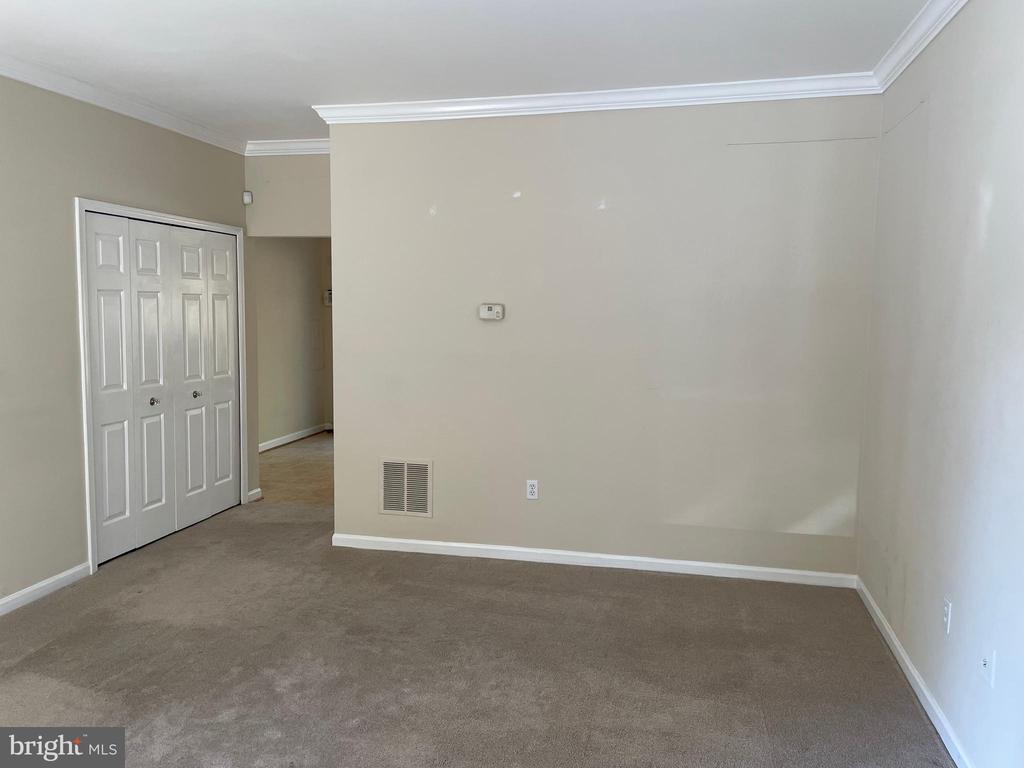 7140 WESTFIELD COURT
