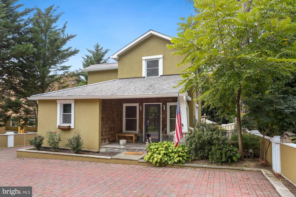 2730 OAK VALLEY DRIVE