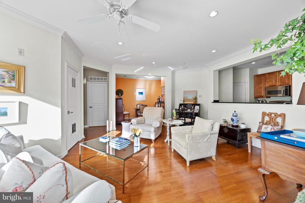 12000 MARKET STREET 257