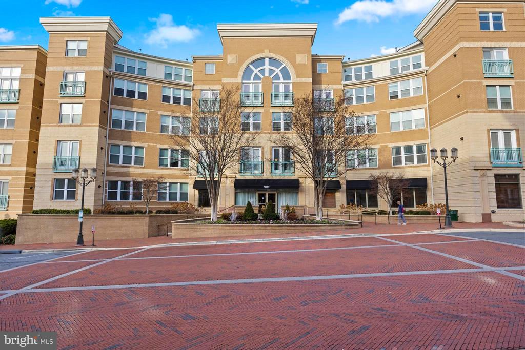 12000 MARKET STREET 257