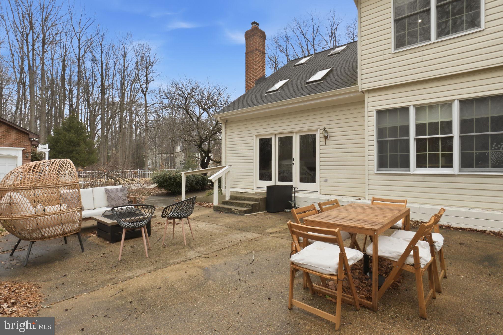 8656 TUTTLE ROAD