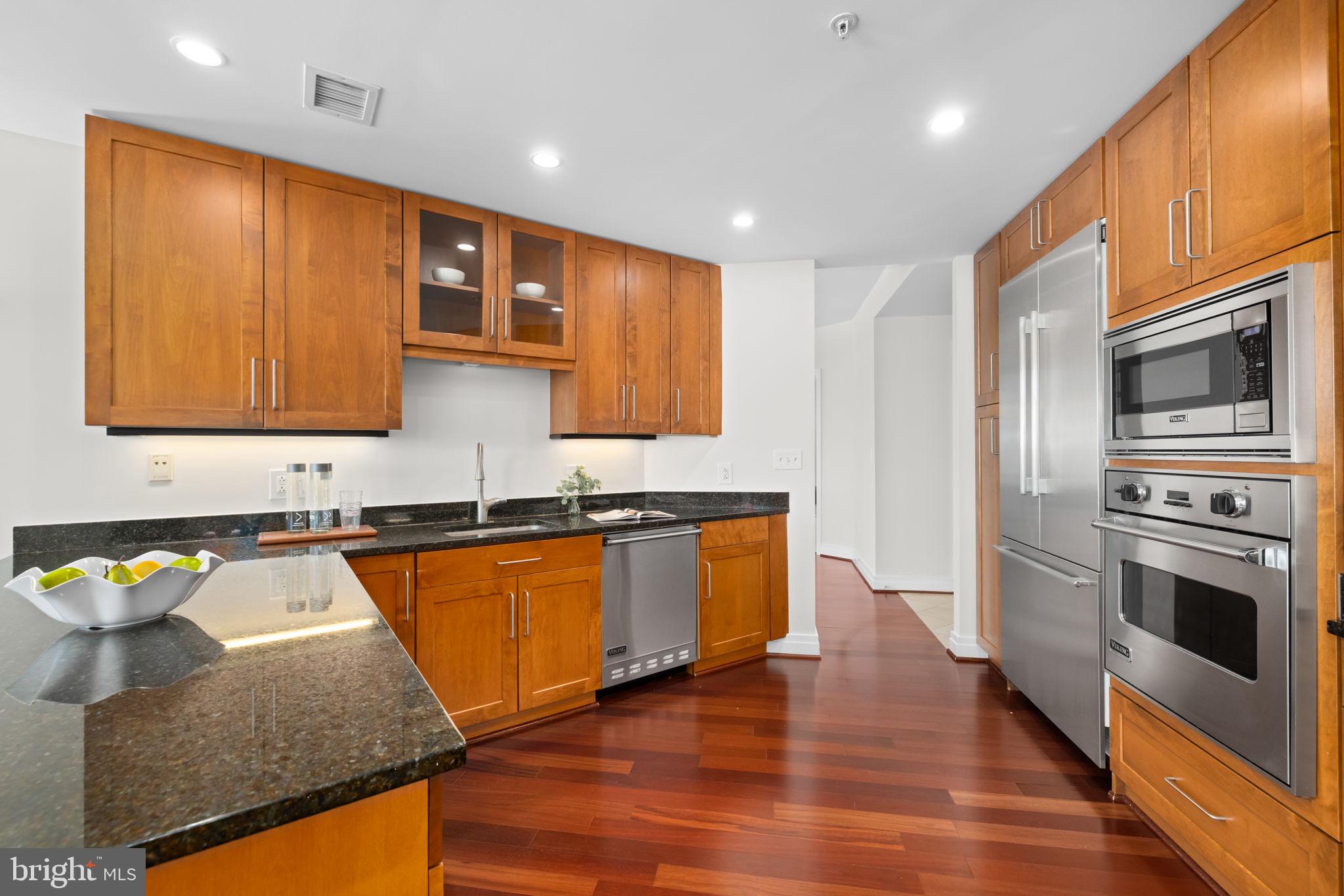 8220 CRESTWOOD HEIGHTS DRIVE 1204