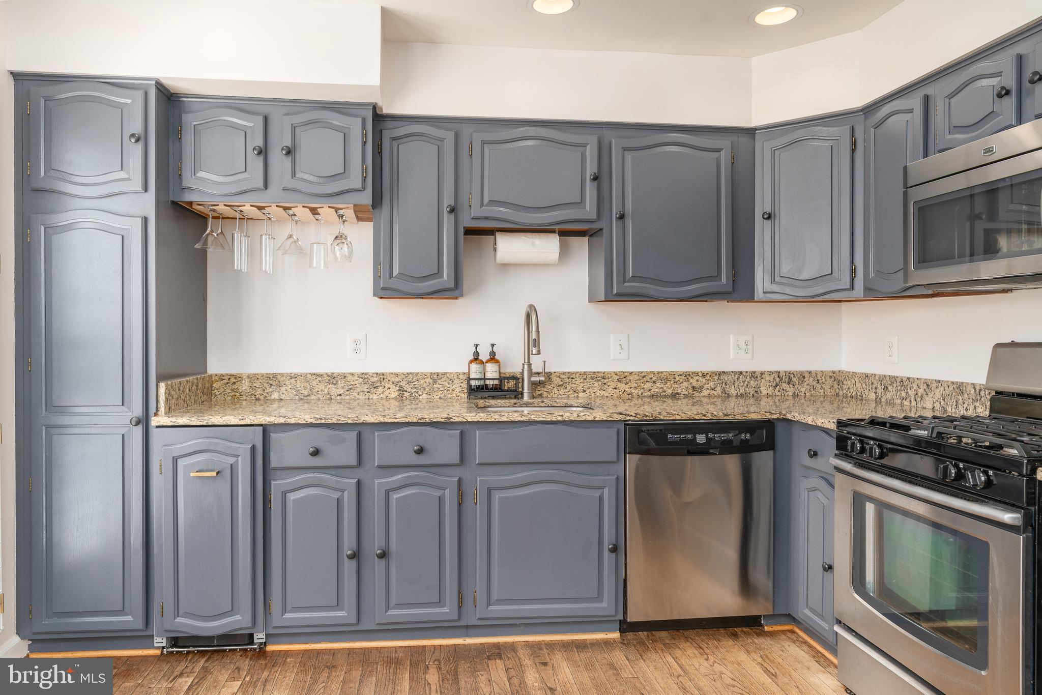 3560 S GEORGE MASON DRIVE 16