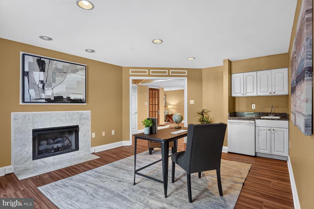 7901 GEORGETOWN PIKE