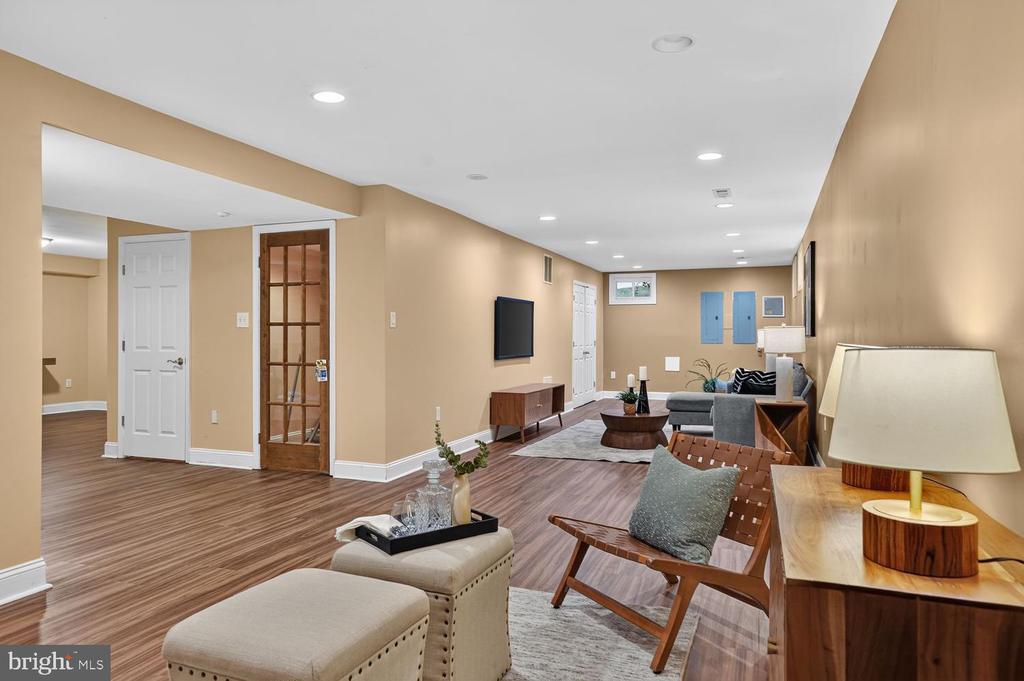 7901 GEORGETOWN PIKE