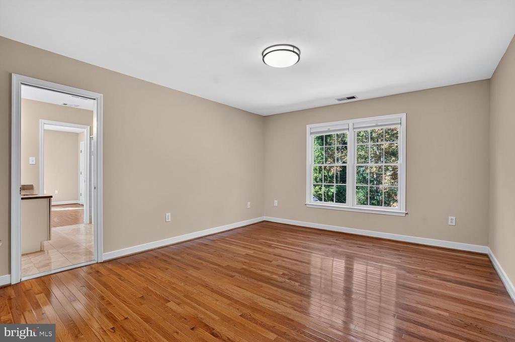 7901 GEORGETOWN PIKE