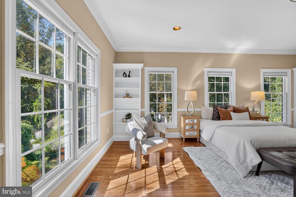 7901 GEORGETOWN PIKE