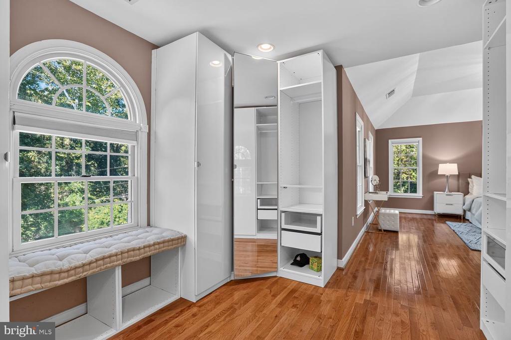 7901 GEORGETOWN PIKE