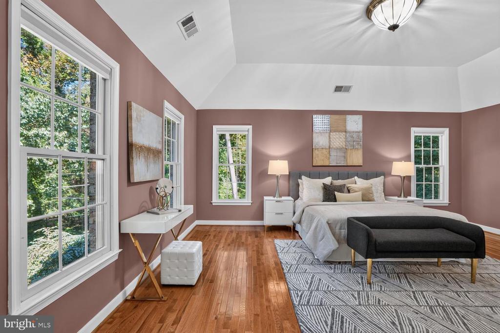 7901 GEORGETOWN PIKE