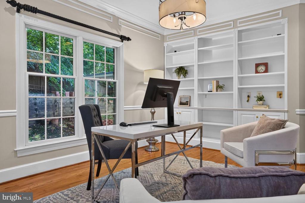 7901 GEORGETOWN PIKE