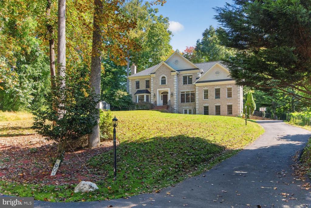 7901 GEORGETOWN PIKE