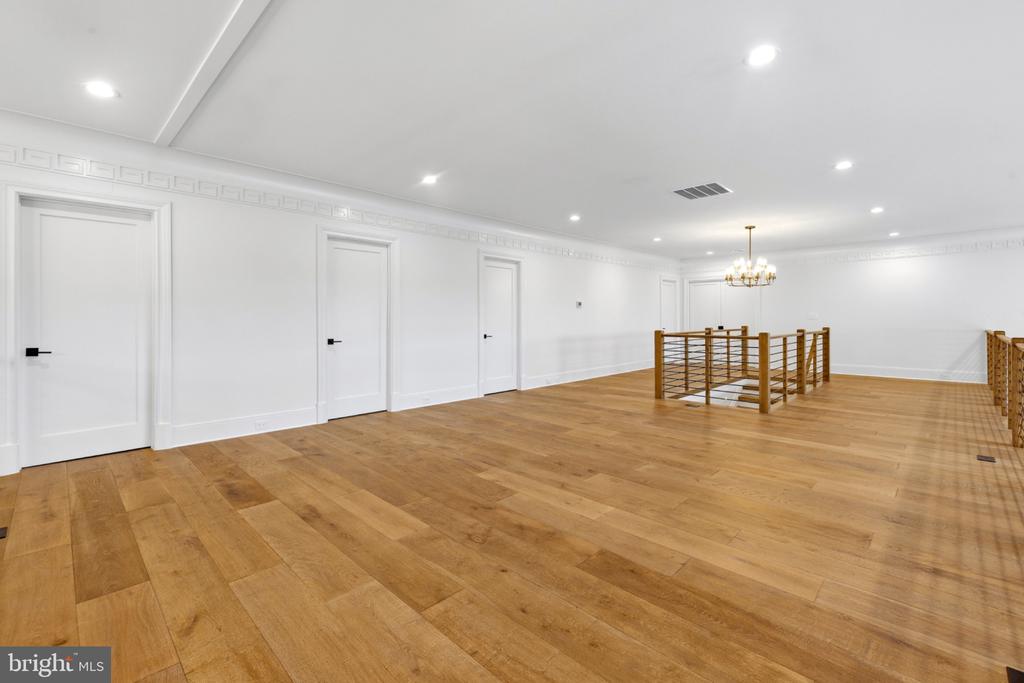 620 RIVERCREST DRIVE