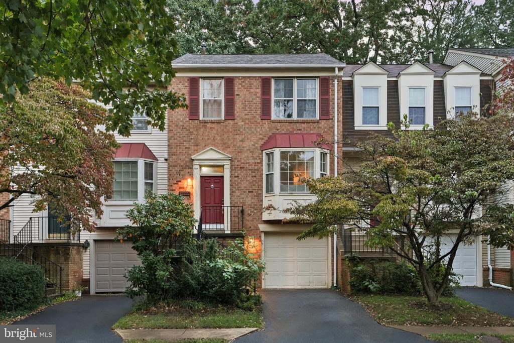 12222 APPLE ORCHARD COURT