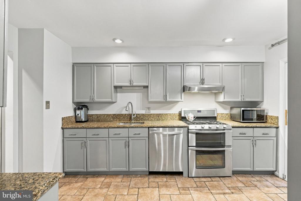 12222 APPLE ORCHARD COURT