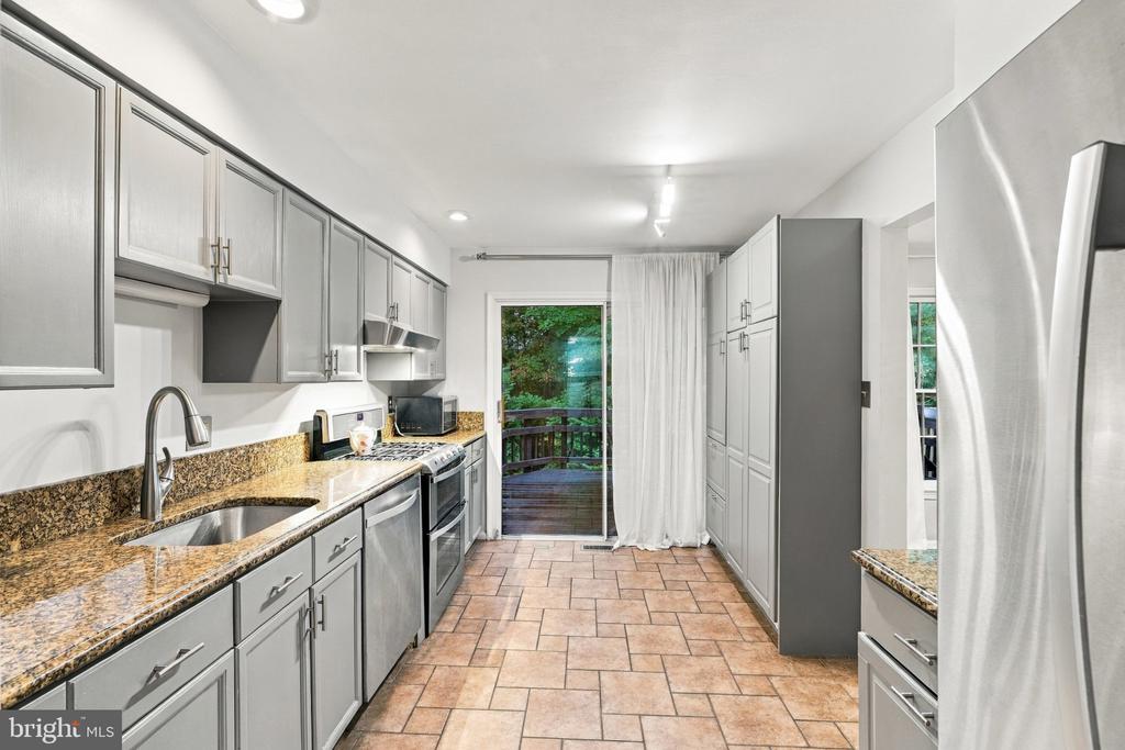 12222 APPLE ORCHARD COURT